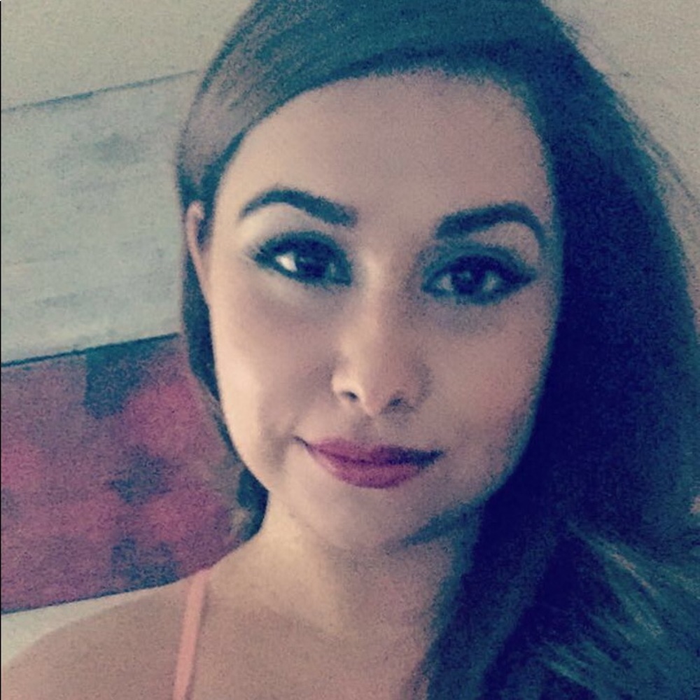 Meet your Posher, Lissette
